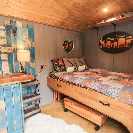 The Hideaway, Shepherd's Hut Ferienhaus