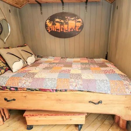Дом отдыха The Hideaway, Shepherd's Hut Скарборо